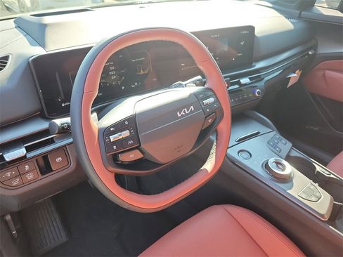 New 2026 Kia Sportage SX Prestige image 24