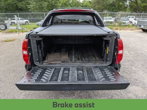 Used 2013 Chevrolet Avalanche LTZ RWD image 34