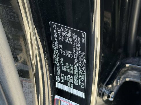 Certified 2023 Hyundai Tucson Limited w/ Winter Package AWD/4WD image 19