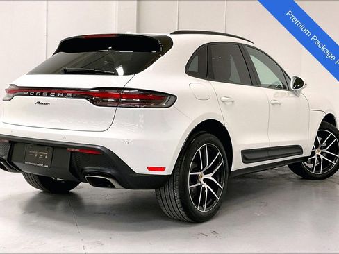 Used 2025 Porsche Macan AWD/4WD image 4