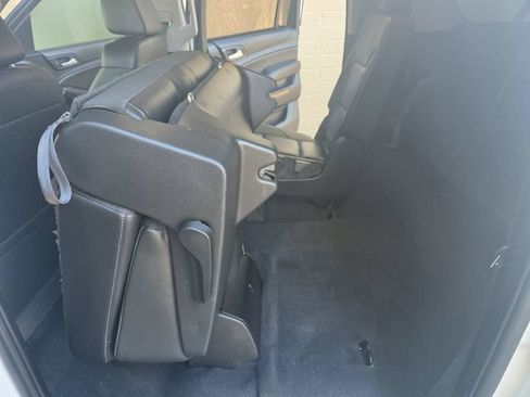 Used 2019 Chevrolet Suburban LT AWD/4WD image 40