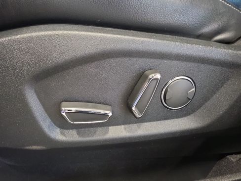 Used 2019 Ford Edge SEL w/ Equipment Group 201A AWD/4WD image 18