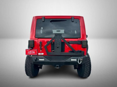 Used 2015 Jeep Wrangler Unlimited Sahara AWD/4WD image 9