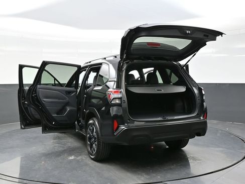 Used 2025 Subaru Forester Premium w/ Convenience Package #1 image 36