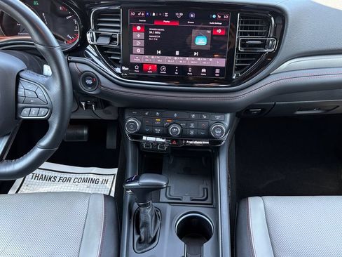 Used 2023 Dodge Durango R/T RWD image 16