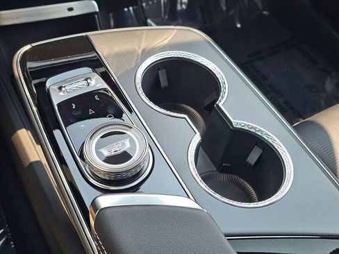 New 2026 Cadillac Lyriq Sport AWD/4WD image 32