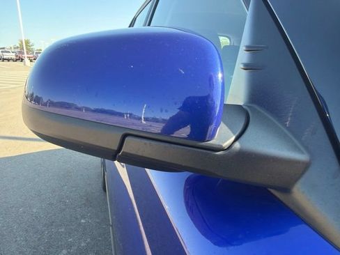 Used 2025 Hyundai Venue SEL FWD image 5