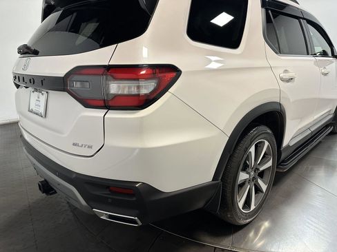 Certified 2024 Honda Pilot Elite image 14