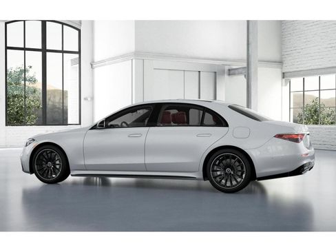 New 2026 Mercedes-Benz S 580e 4MATIC Sedan image 32