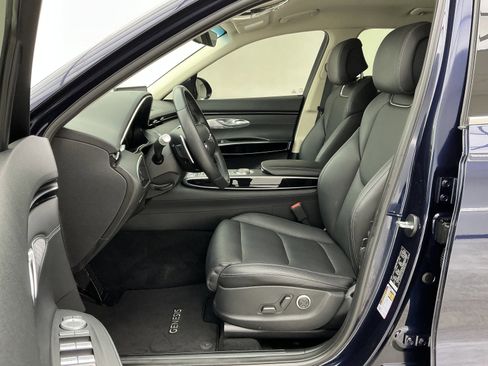 Used 2025 Genesis GV70 2.5T image 17