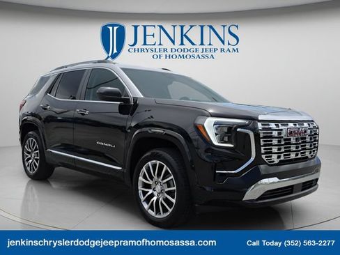 Used 2026 GMC Terrain Denali AWD/4WD image 1