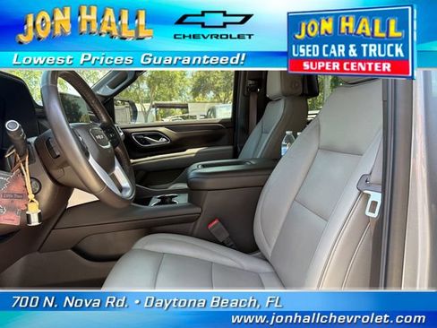 Used 2021 GMC Yukon SLT w/ Rear Media and Nav Package AWD/4WD image 17