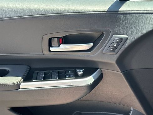 New 2026 Toyota Sienna Platinum AWD/4WD image 37