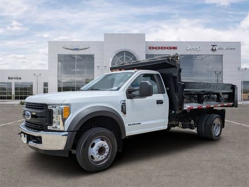 Used 2017 Ford F550 2WD Regular Cab Super Duty image 6