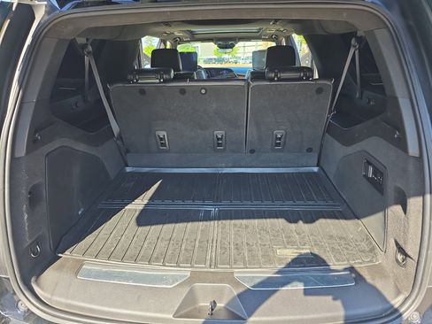 Used 2021 Cadillac Escalade ESV Sport Platinum w/ Heavy-Duty Trailer Package image 14