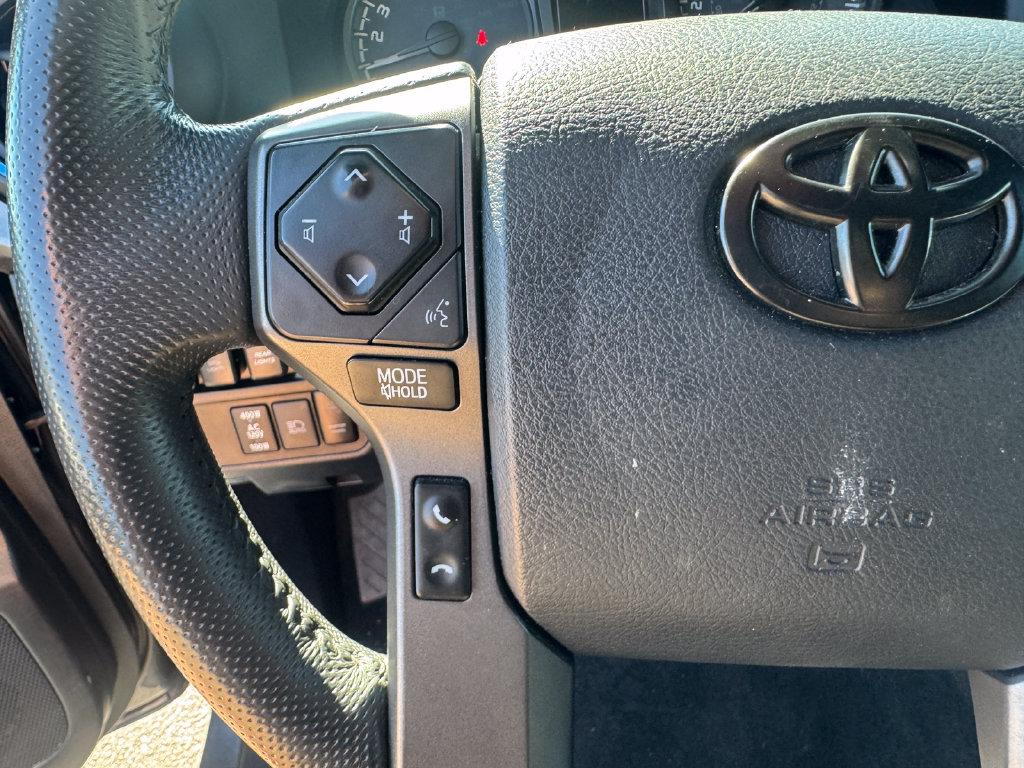 Used 2019 Toyota Tacoma TRD Sport AWD/4WD image 22