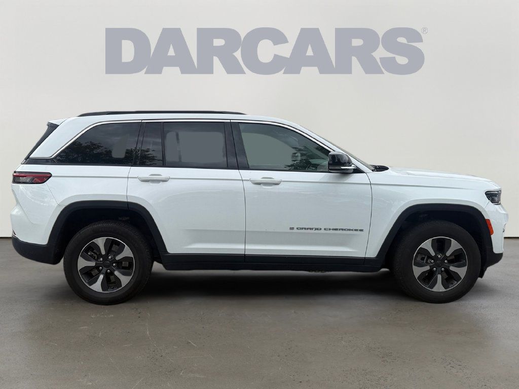 Used 2024 Jeep Grand Cherokee Limited 4xe AWD/4WD image 8