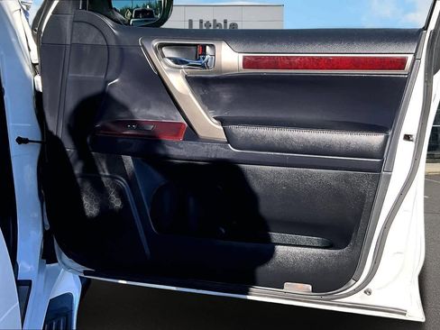 Used 2019 Lexus GX 460 Premium image 31