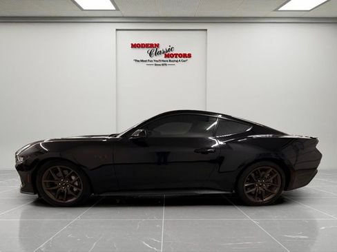 Used 2024 Ford Mustang GT Premium RWD image 4