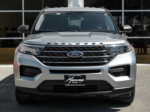 Used 2021 Ford Explorer XLT RWD image 5