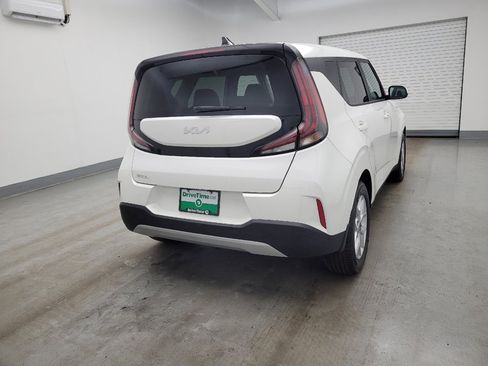 Used 2025 Kia Soul S image 7