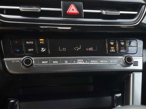 Used 2025 Kia Seltos S FWD image 26
