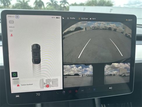 Used 2022 Tesla Model Y Long Range image 25