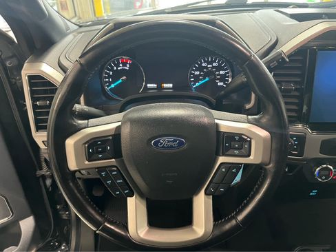 Used 2022 Ford F350 Lariat w/ Chrome Package AWD/4WD image 11