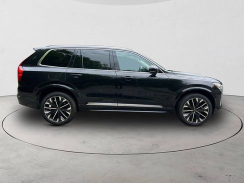Certified 2026 Volvo XC90 B6 Plus w/ Protection Package Premier AWD/4WD image 6