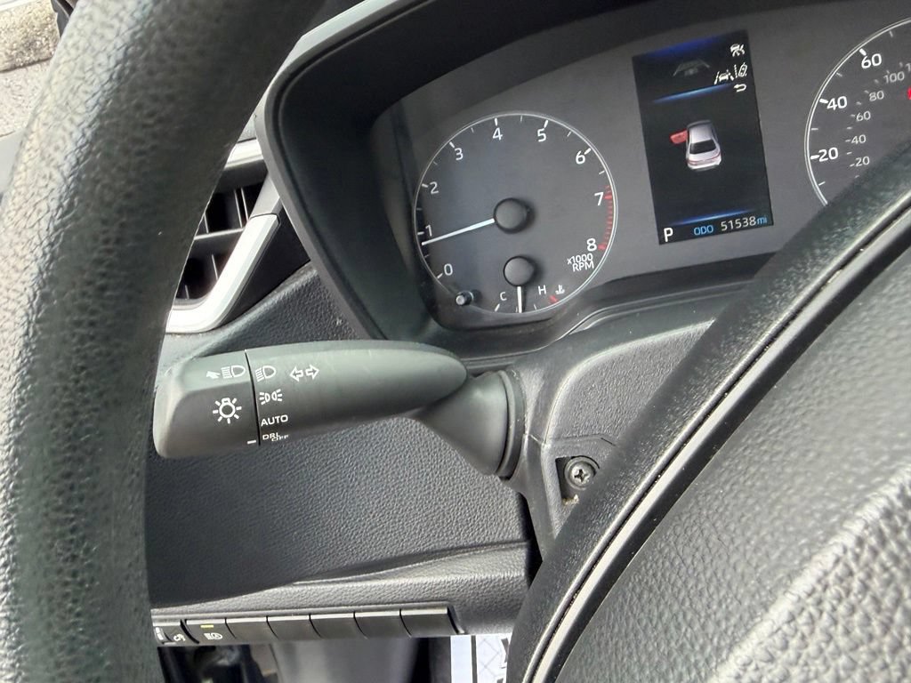 Used 2025 Toyota Corolla LE FWD image 29