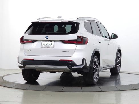 Used 2023 BMW X1 xDrive28i w/ Premium Package AWD/4WD image 9