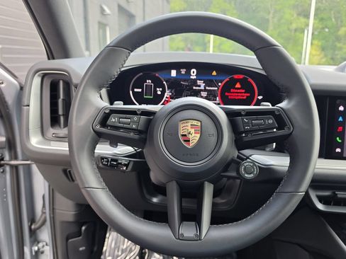 Certified 2026 Porsche Cayenne E-Hybrid AWD/4WD image 27