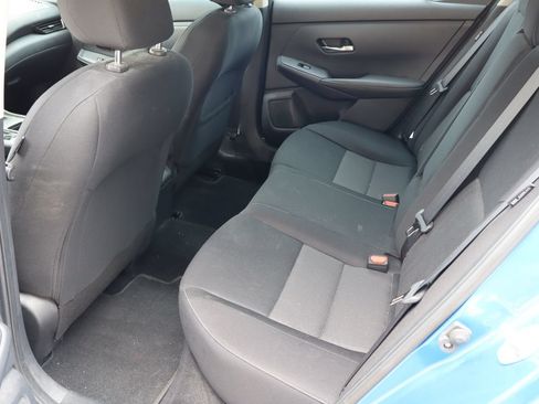 Used 2022 Nissan Sentra SV w/ All-Weather Package FWD image 5