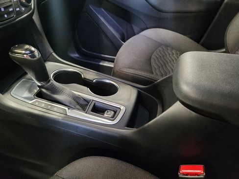 Used 2021 Chevrolet Equinox LT w/ Driver Convenience Package FWD image 26
