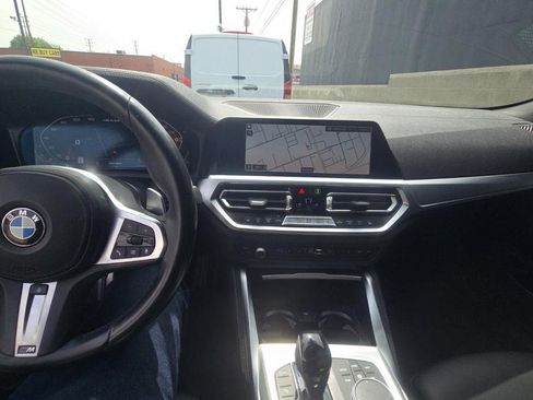 Used 2023 BMW M440i Convertible w/ Premium Package image 12