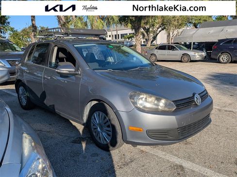 Used 2011 Volkswagen Golf 4-Door image 1