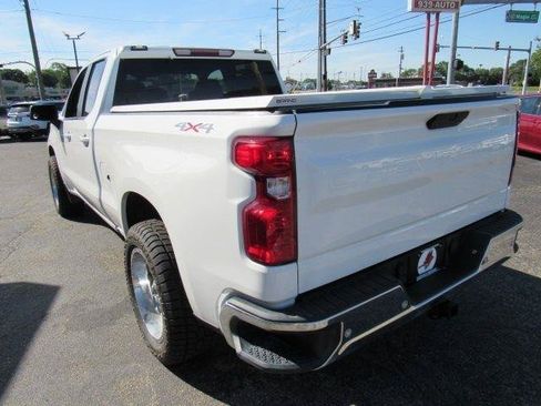 Used 2021 Chevrolet Silverado 1500 LT w/ Safety Package II AWD/4WD image 11