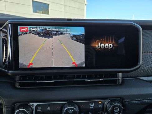 New 2026 Jeep Wrangler Unlimited Rubicon image 8