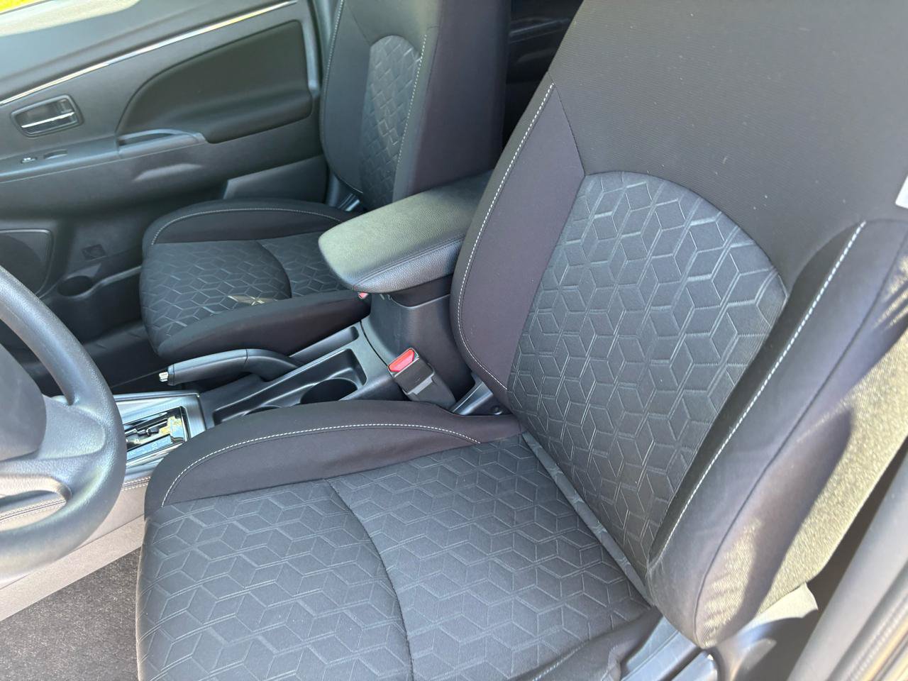 Used 2024 Mitsubishi Outlander Sport ES AWD/4WD image 13
