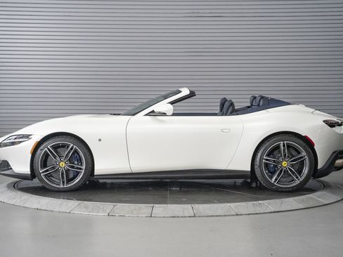Used 2025 Ferrari Roma Spider image 2