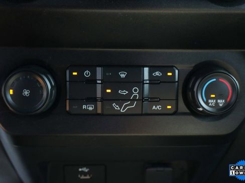 Used 2021 Ford F450 XL w/ Power Equipment Group image 28