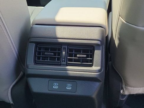 Certified 2025 Honda Accord SE image 6