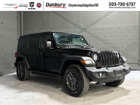 Used 2024 Jeep Wrangler Unlimited Sport AWD/4WD image 1