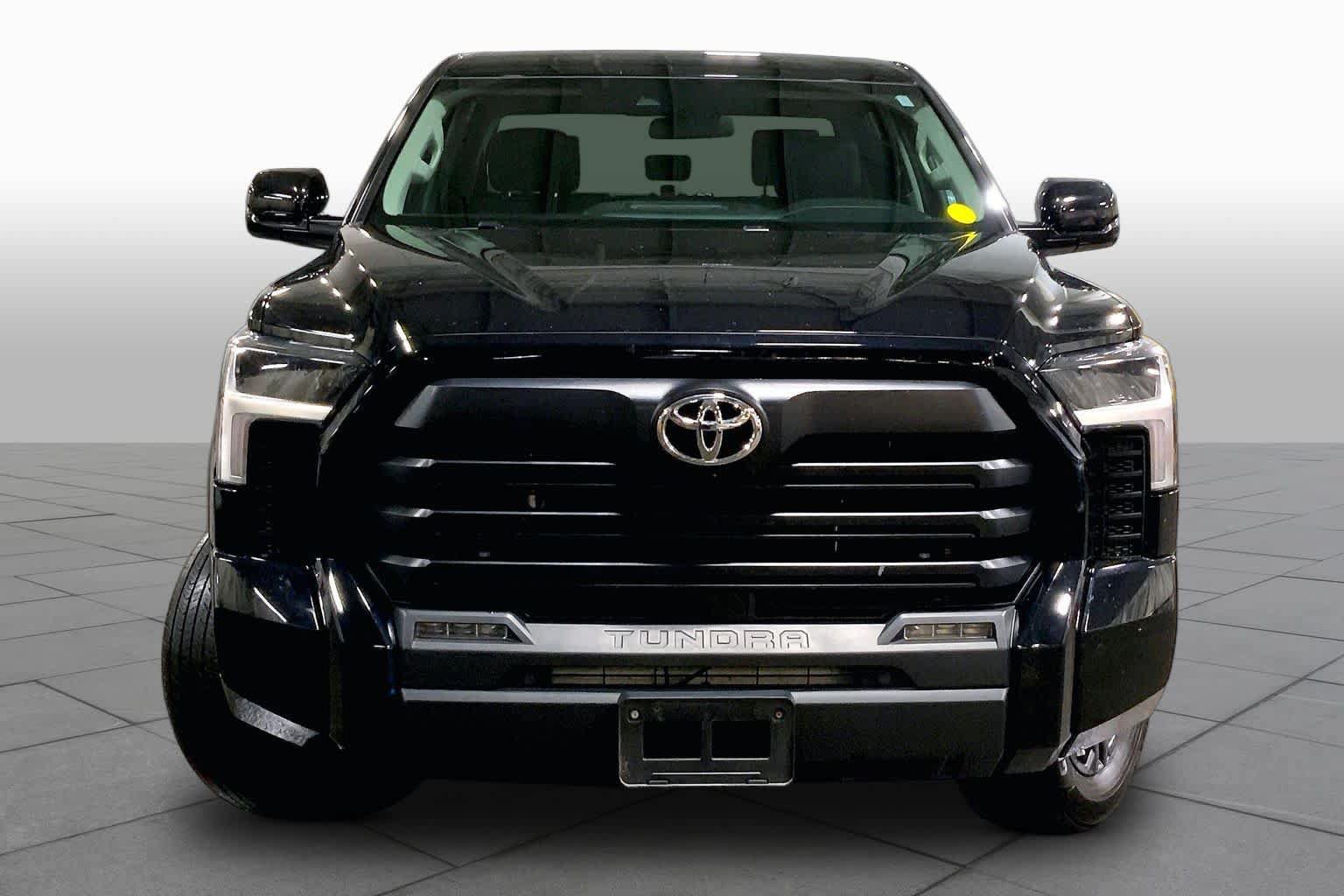 Used 2024 Toyota Tundra SR5 w/ SR5 Convenience Package AWD/4WD image 4