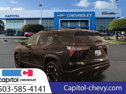 Used 2025 Chevrolet Equinox RS AWD/4WD image 6