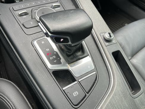 Used 2019 Audi A4 2.0T Premium FWD image 26