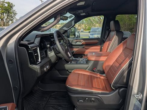 New 2026 GMC Sierra 2500 Denali Ultimate image 11