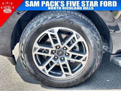 Used 2025 Ford Expedition Active AWD/4WD image 19