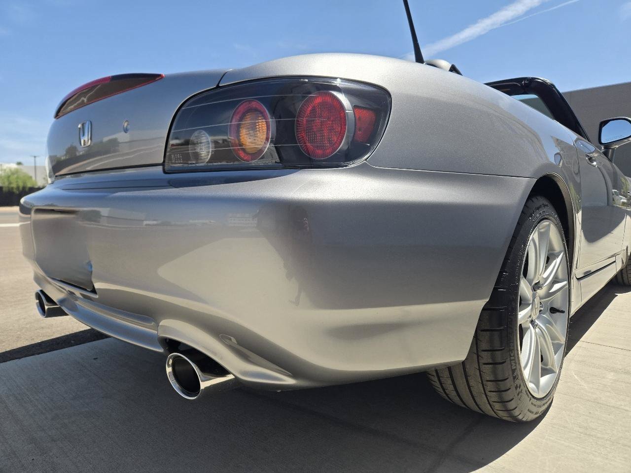 Used 2004 Honda S2000 image 25