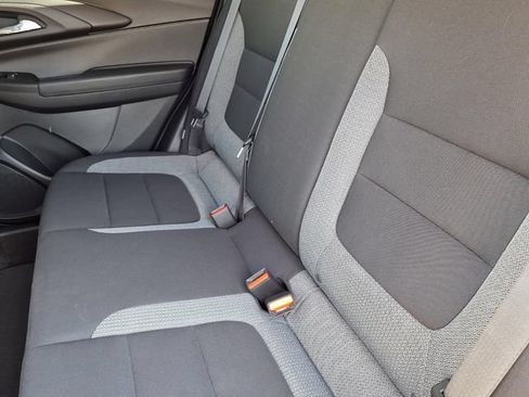 Used 2023 Chevrolet TrailBlazer LT w/ Convenience Package FWD image 7